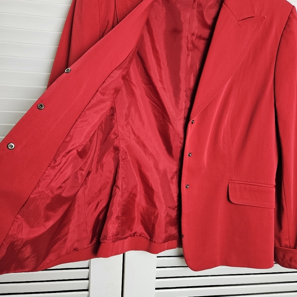 Tahari Women's Red Wool Blend Blazer Size 10 - Picture 7 of 13